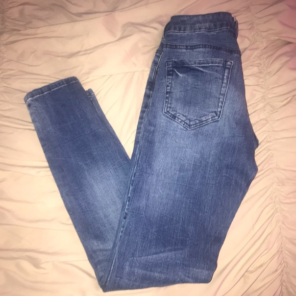 Jeans - Picture 2 of 2